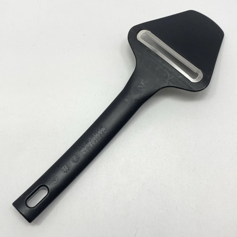 IKEA scandinavian black